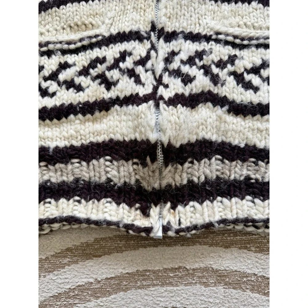 Vintage Cowichan Sweater Vest Hand‎ Spun Wool Fair Isle Original Cert Tag XL